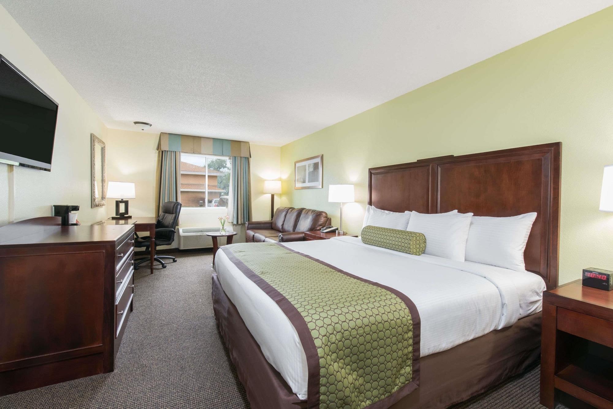 Baymont By Wyndham Pierre Hotel Luaran gambar